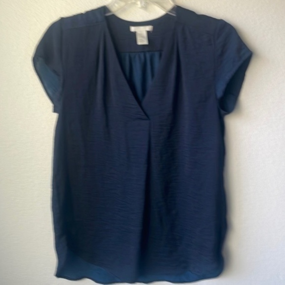 H&M top navy blue silky size 2 business career short sleeve